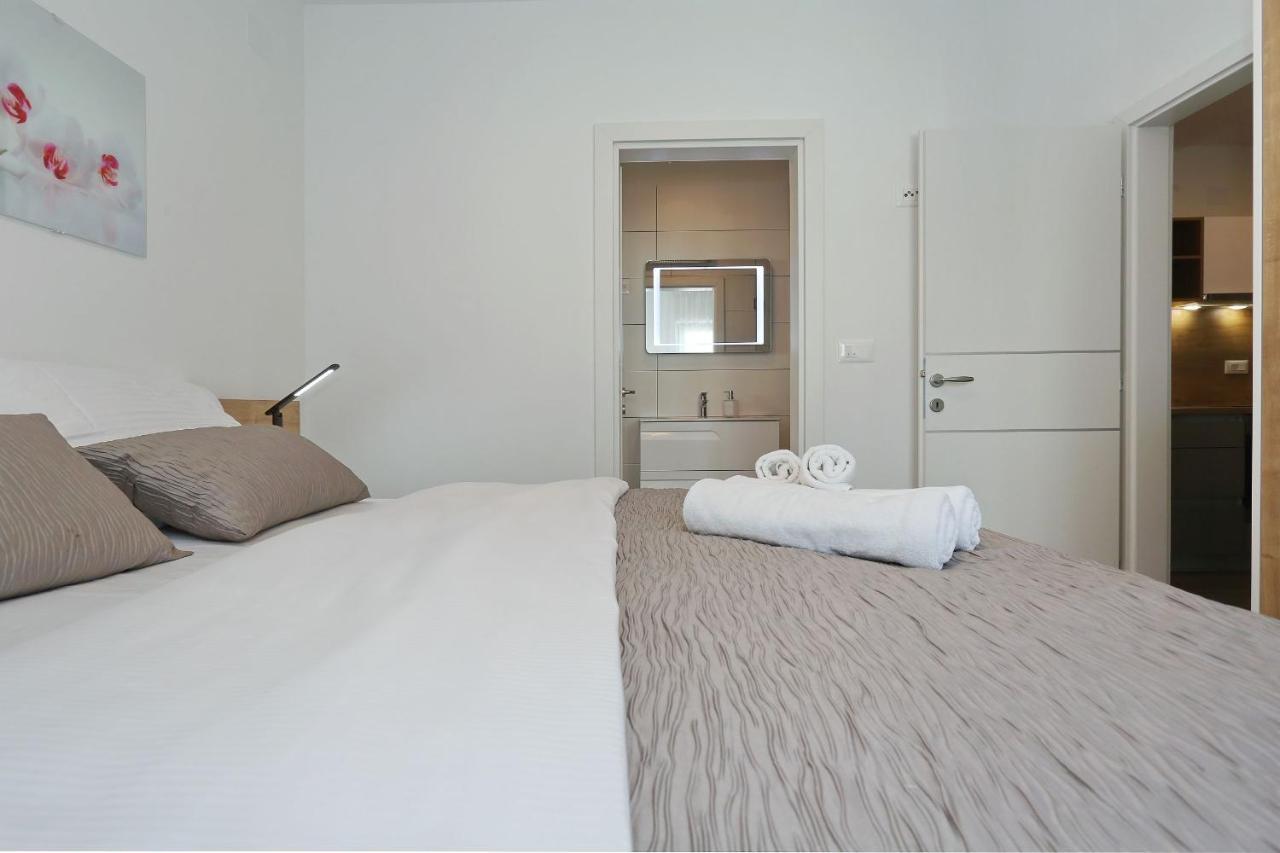 Villa Ankora 2 With Heated Pool Biograd Na Moru Exterior photo